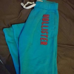Hollister sweatpants!!