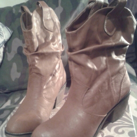 Light brown boots