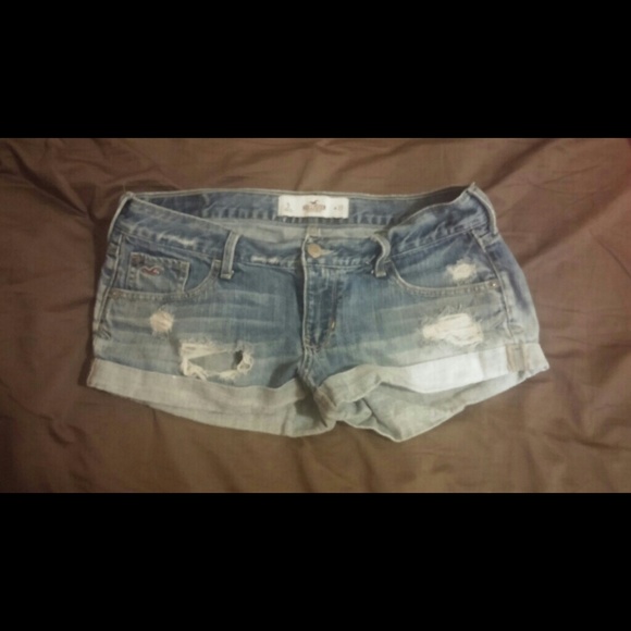Hollister shorts!!