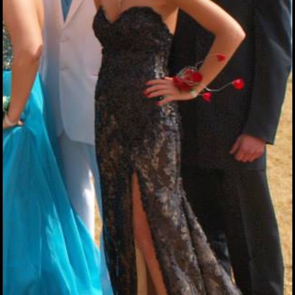 Prom Dress - Picture 4 of 4