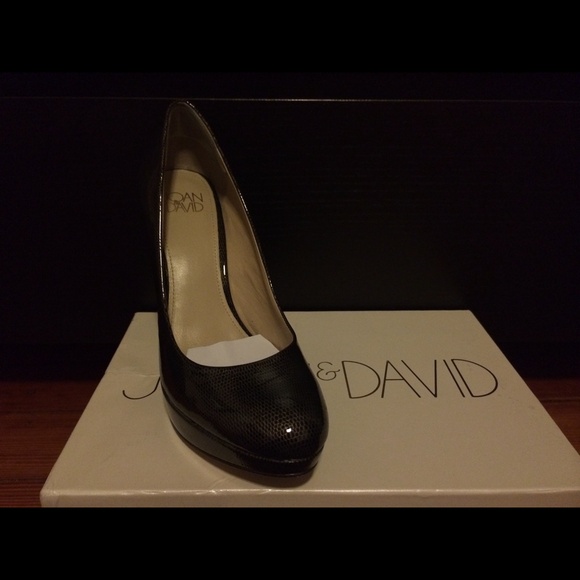 Cobra patent leather Joan&David Heels - Picture 4 of 4