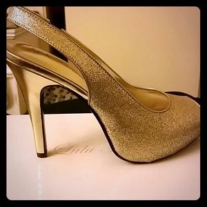 Gold sparkle heels ! PRICE NEGOTIATABLE