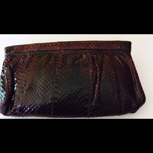 🌷Mahogany Vintage Snake Skin Clutch