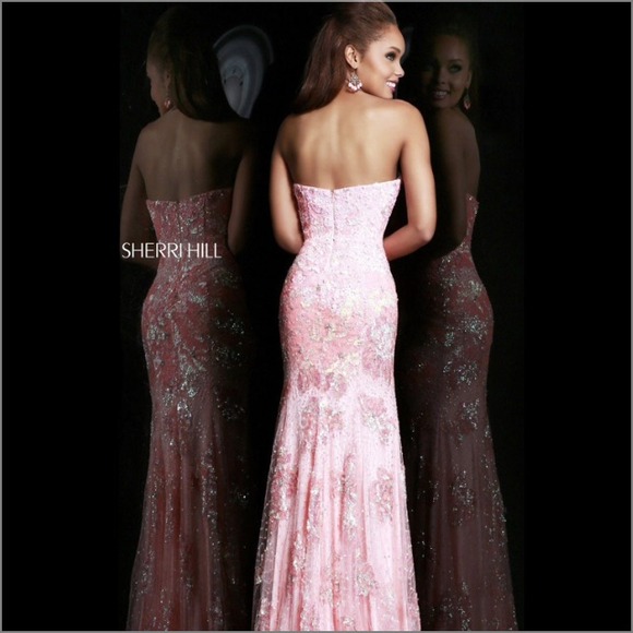 Prom dress - Picture 2 of 4