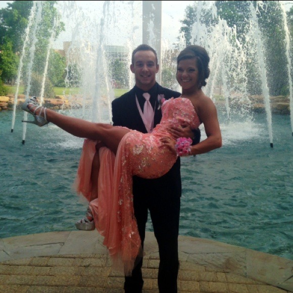 Prom dress - Picture 3 of 4