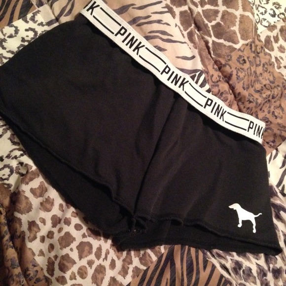 PINK Victoria's Secret Pants - Vs shorts