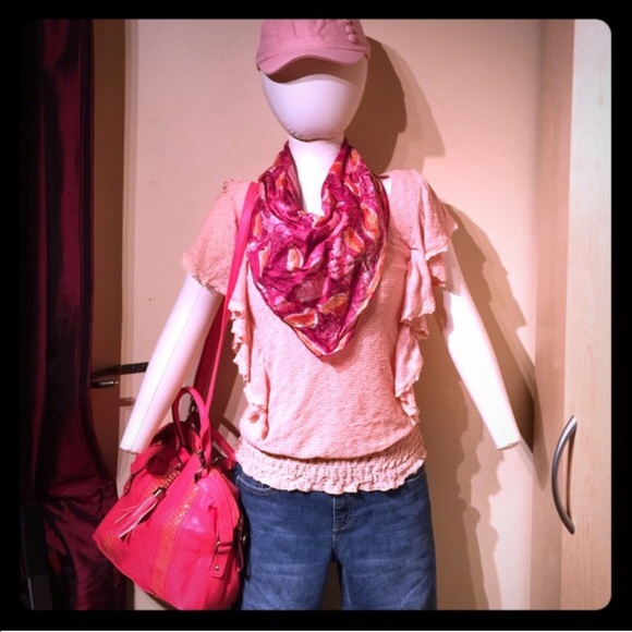 NWOT Maurices shirt in salmon.  Not my size. - Picture 2 of 4