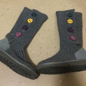 Grey Knit Uggs