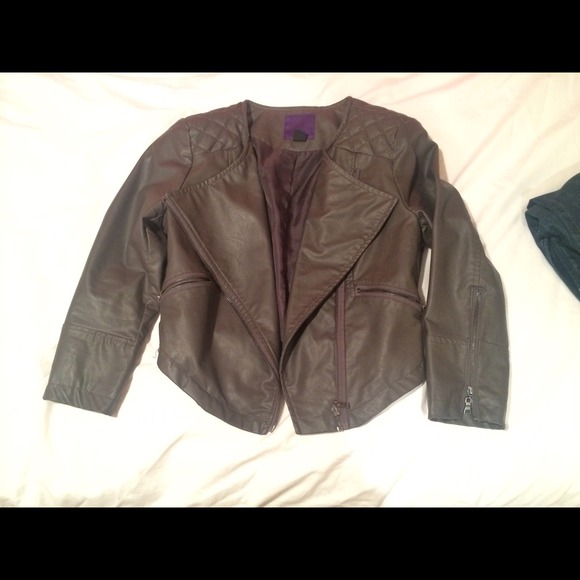 leather jacket - Picture 1 of 2
