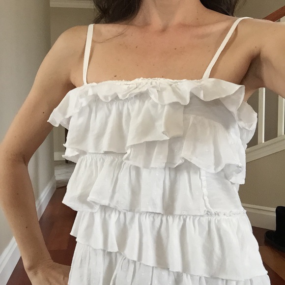 White ruffle Hollister tank