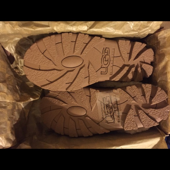 Ugg Slipper