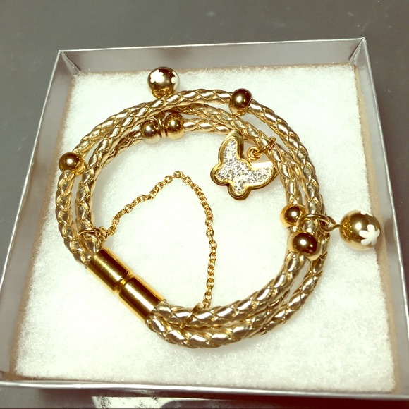 Twisted leather bracelet