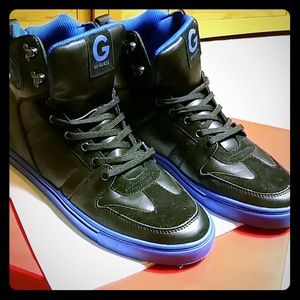 Men's G by GUESS high top shoes (sz 11)