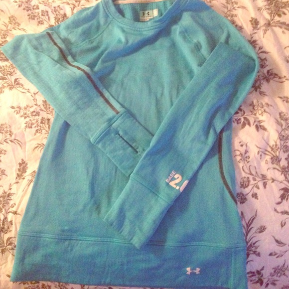 Under Armour fitted thermal top