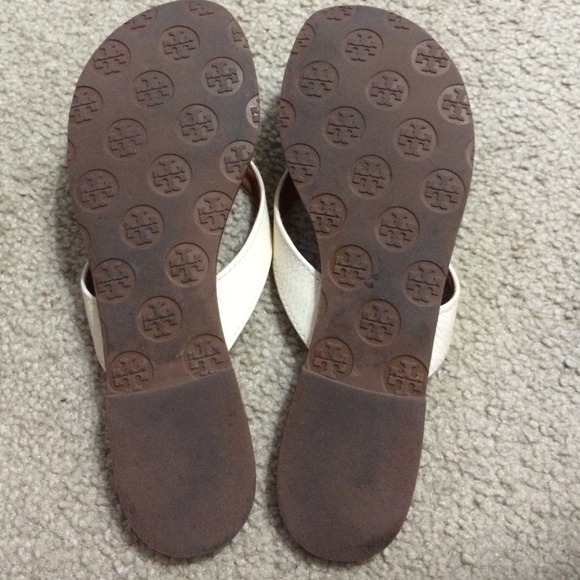 💢SOLD💢Tory Burch Thora Thong Sandal Bleach Gold - Picture 3 of 4