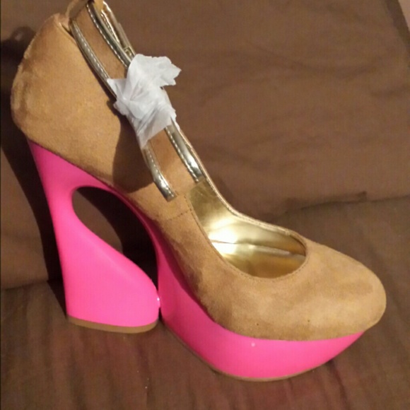 Hot Pink & Brown meet - Picture 2 of 4