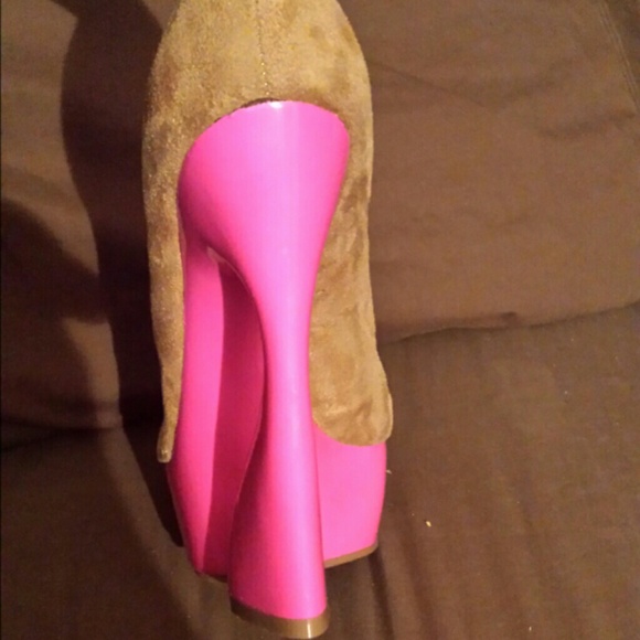 Hot Pink & Brown meet - Picture 3 of 4