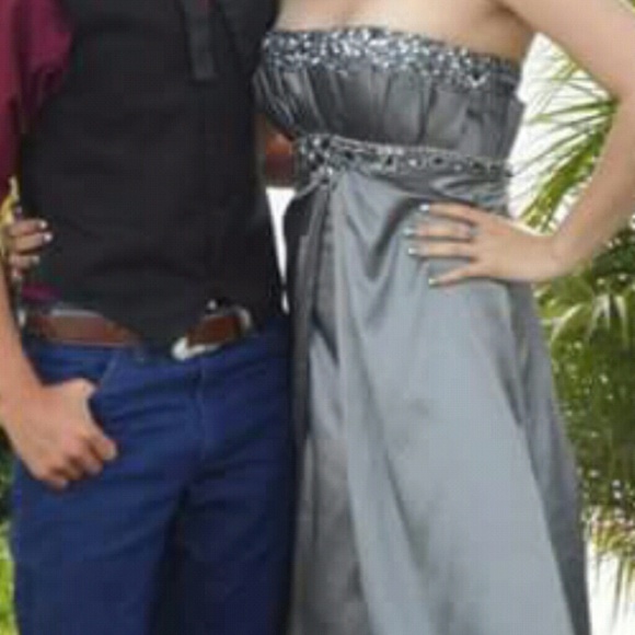 Prom Dress - Picture 2 of 3