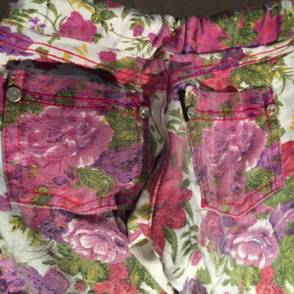 Ducky stretchy pants flower pattern & rhinestones - Picture 2 of 4
