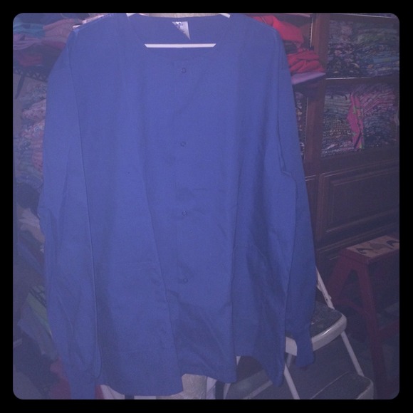 Brand-new scrub jacket