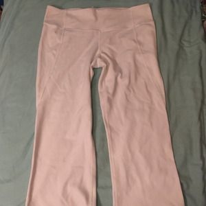 White lululemon crop