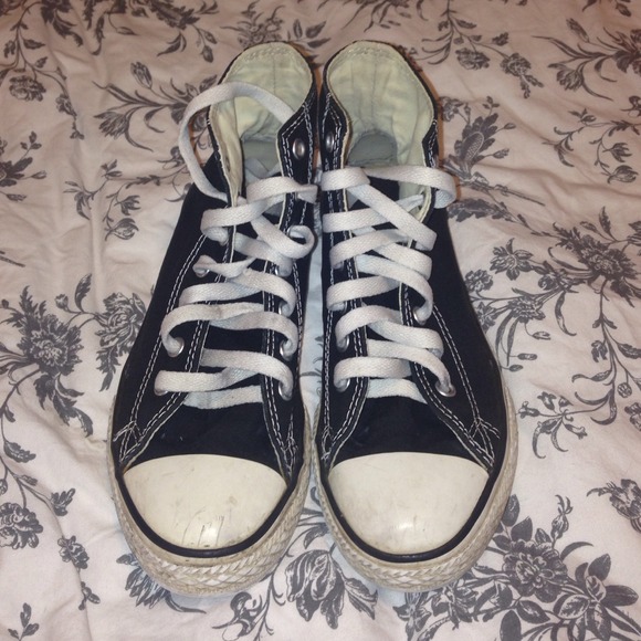 Black high top converse