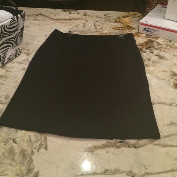 NY&Co. Off-Black Pencil Skirt Double-Slit - Picture 1 of 4
