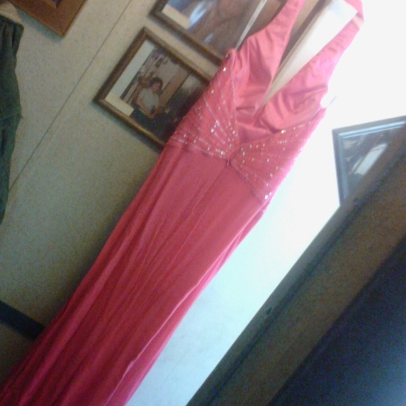 Prom dress - Picture 3 of 3