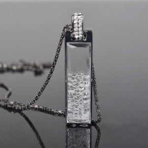 Floating Memory Pendant Chain