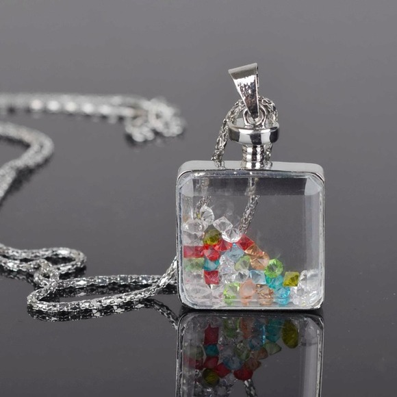 Floating Memory Chain - Picture 2 of 2