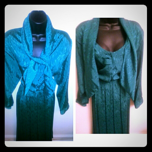 *SOLD IN BUNDLE*Beautiful Vintage Bow Tie Dress
