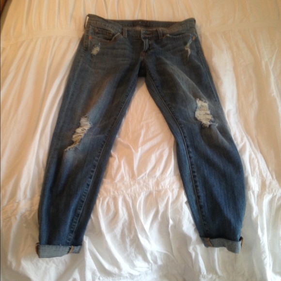 Lucky brand boyfriend jeans!