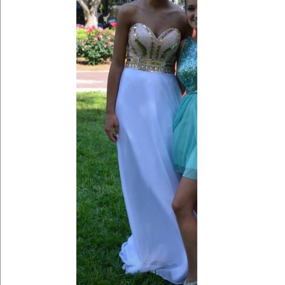 Prom Dress - Picture 2 of 4