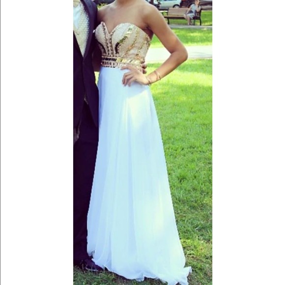 Prom Dress - Picture 3 of 4
