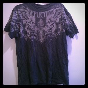 Men's affliction shirt.