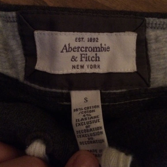 A&F Shorts - Picture 3 of 3