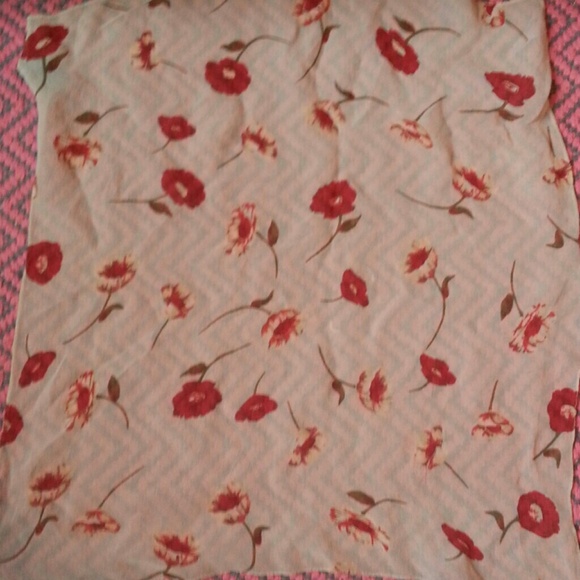 Flower Handkerchief - Picture 2 of 2