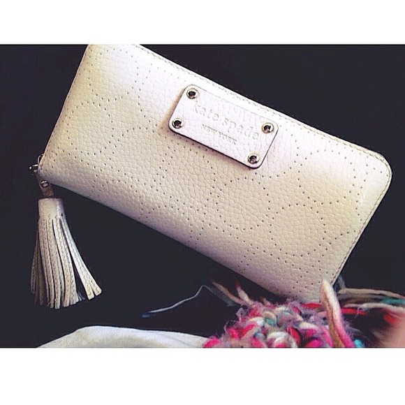 Kate spade tassel wallet