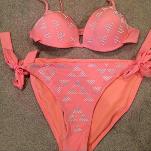 Buckle  Other - Buckle swimsuit L