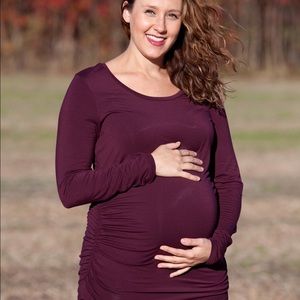 Beautiful Pea in the Pod maternity dress