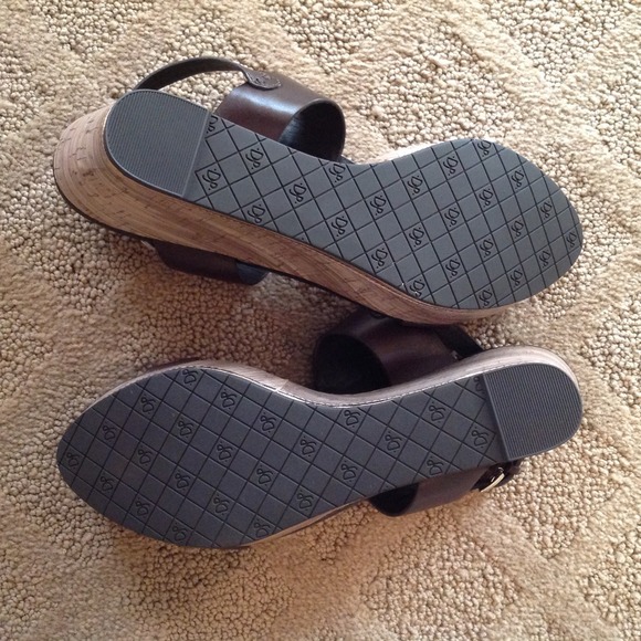 🆕 Donald J Pliner dark brown sandals - Picture 4 of 4