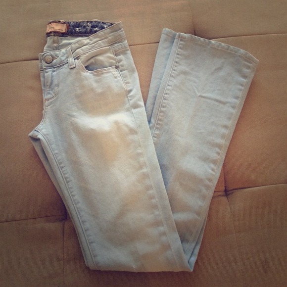 ❌SOLD IN BUNDLE❌Paige Premium Denim Light Wash