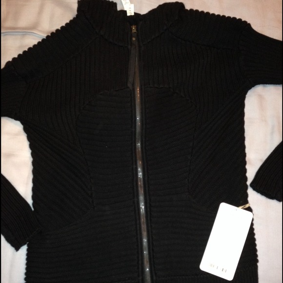 NWT Lululemon Embrace Hoodie