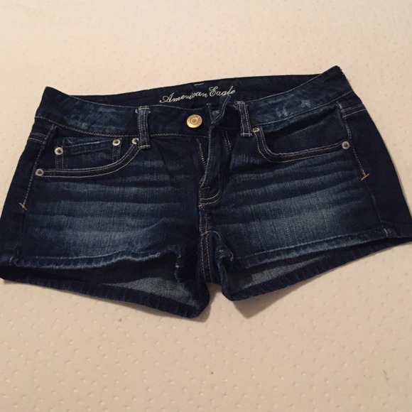 Low rise American Eagle shorts