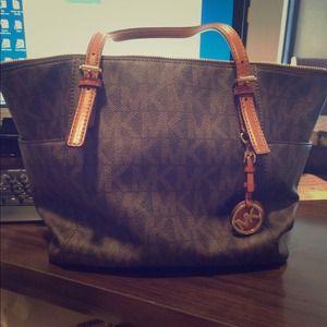 Michael Kors Tote