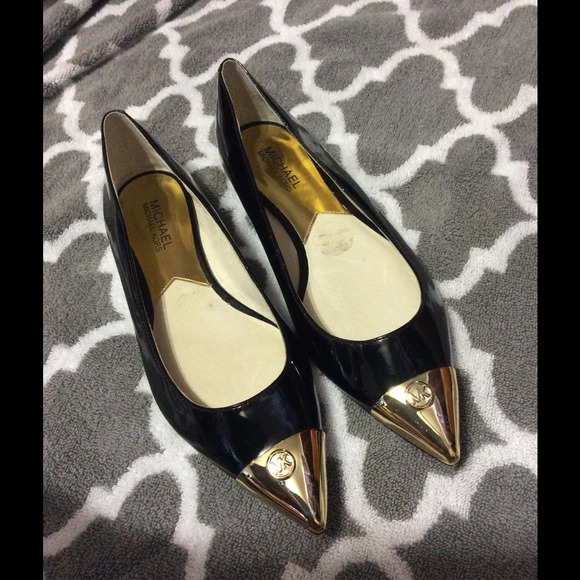 Michael Kors Gold Toe Flats✨price dropped✨