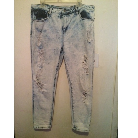 Forever 21 high waist mom jeans