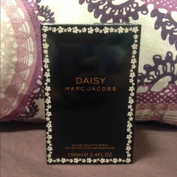 Marc Jacobs daisy perfume 3.4 oz