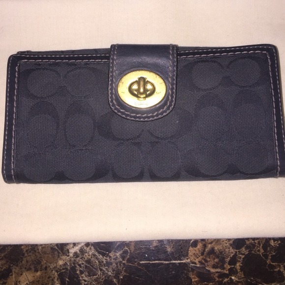 Coach wallet