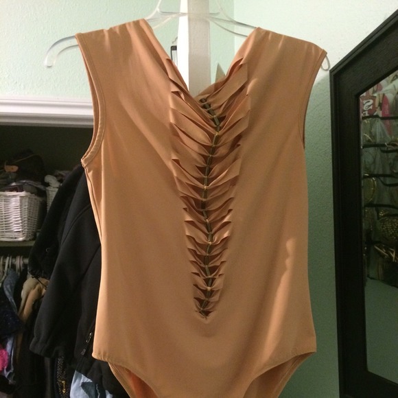 Nude bodysuit